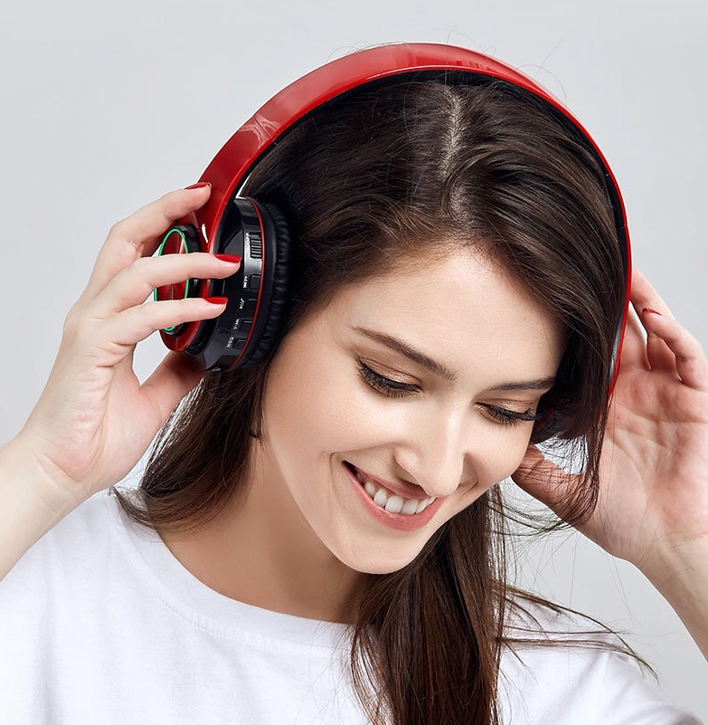 Workaway Tech | Super Bass Wireless Bluetooth Headphones with LED Lights (Foldable)